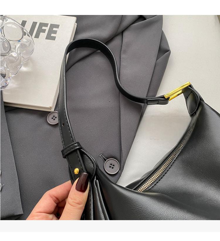 New autumn and winter simple casual dumpling bag high-end shoulder bag