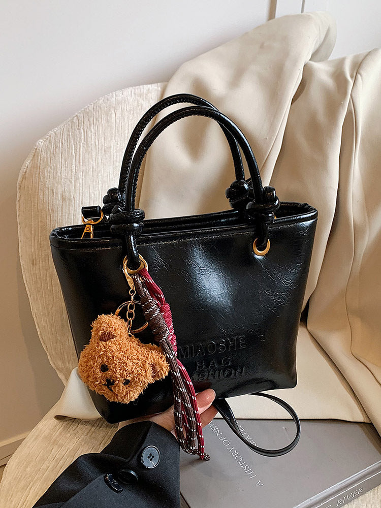 Autumn and winter versatile crossbody bag super popular portable bucket bag