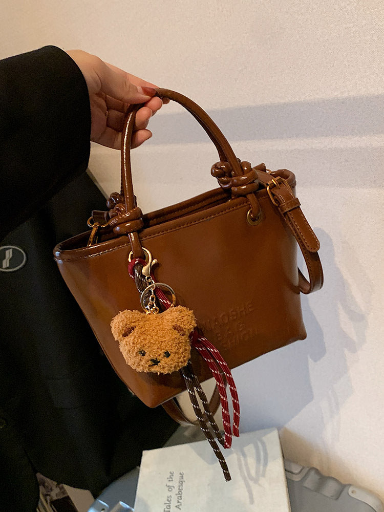 Autumn and winter versatile crossbody bag super popular portable bucket bag