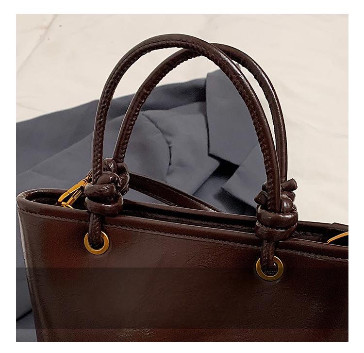 Autumn and winter versatile crossbody bag super popular portable bucket bag