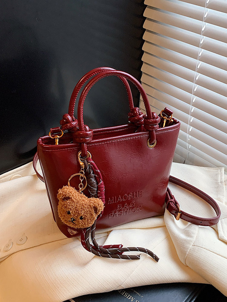 Autumn and winter versatile crossbody bag super popular portable bucket bag