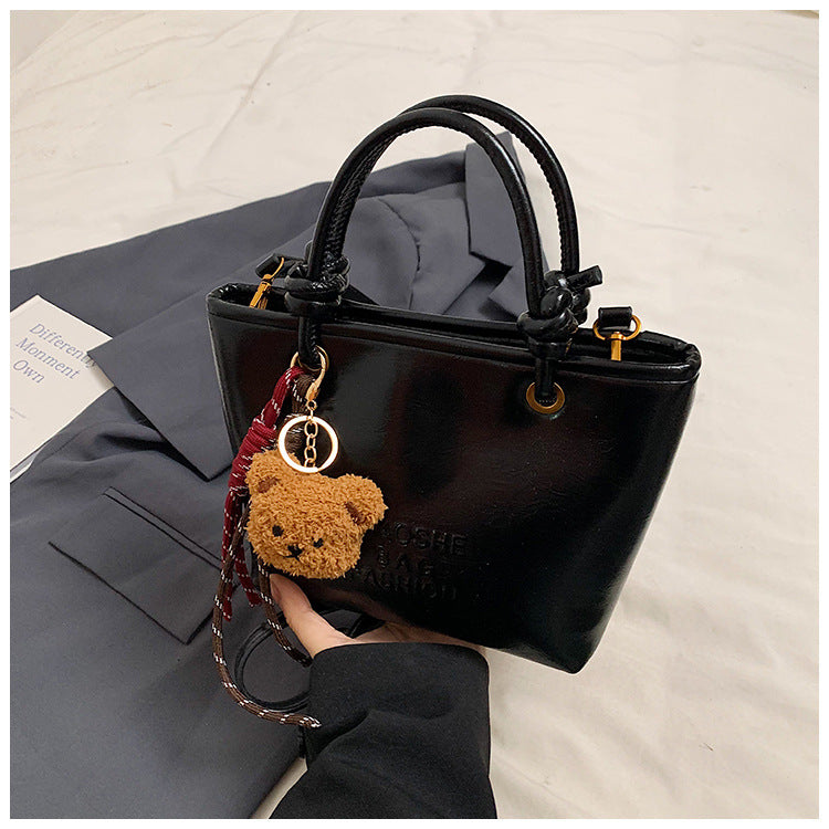 Autumn and winter versatile crossbody bag super popular portable bucket bag