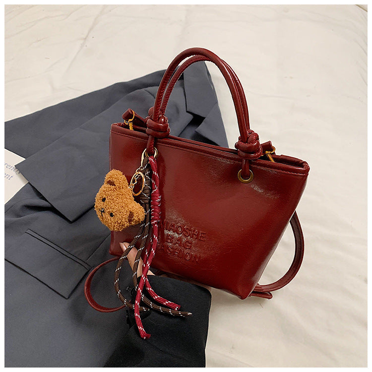 Autumn and winter versatile crossbody bag super popular portable bucket bag